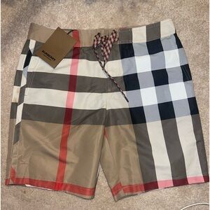 Burberry classic board shorts, tags attached, size M
